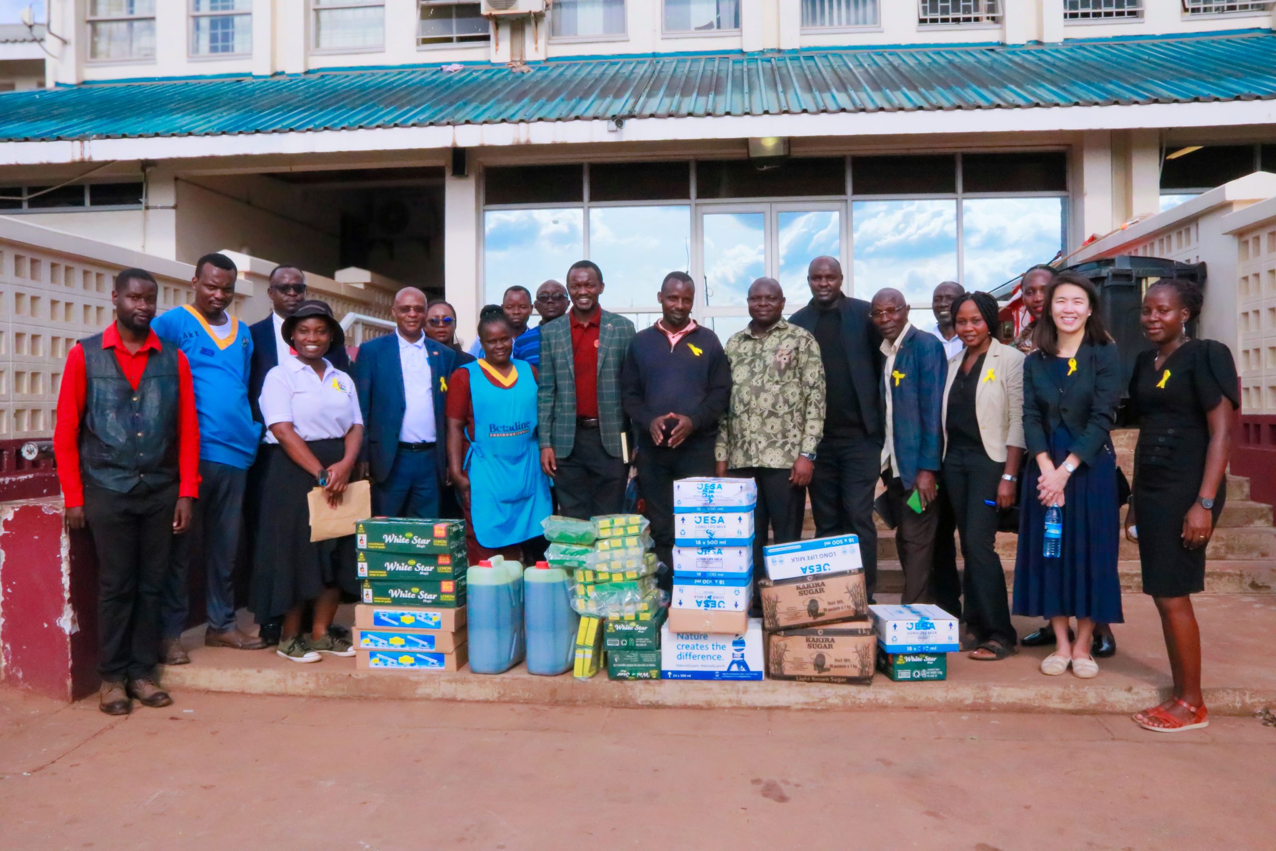 ROSACU, MoWT representatives, Mulago staff